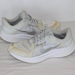 Nike Quest 4 Women's White Running Shoes Sneakers Size 9